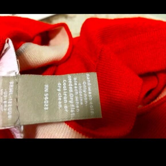 Banana Republic Merino Wool Sweater - Picture 6 of 9